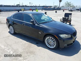 2011 BMW 3 Series 335d z VIN WBAPN7C53BF183620, wystawiony jako IAAI lot #42516979 z przebiegiem 118 828 mil mil oraz . Historia ofert i sprzedaży dostępna na DreamBid. Obrazek 1.