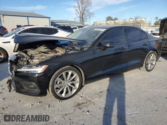 2020 Volvo S60 Momentum with VIN 7JR102FK7LG054580, listed as a Copart auction lot 80655873 with 118,921 mi miles and Salvage Title. Bid and sale history available at carsss.com. Image 1.