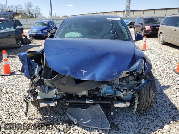 2022 Tesla Model Y Performance z VIN 7SAYGDEF2NF461103, wystawiony jako Copart lot #52198205 z przebiegiem 33 576 mil mil oraz Szkoda całkowita • Salvage title. Historia ofert i sprzedaży dostępna na DreamBid. Obrazek 5.