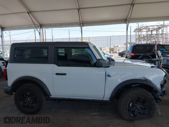 2024 Ford Bronco с VIN 1FMDE1AP4RLB42881, выставлен на аукционе IAAI как лот 42259960 с пробегом 3 797 миль миль и . История ставок и продаж доступна на DreamBid. Изображение 14.