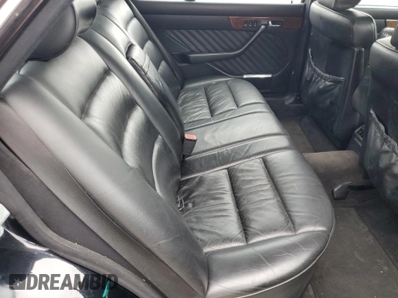 1990 Mercedes-Benz 560 with VIN WDBCA39E7LA509137, listed as a Copart auction lot 70086544 with 167,102 mi miles and Clean Title. Bid and sale history available at DreamBid. Image 10.
