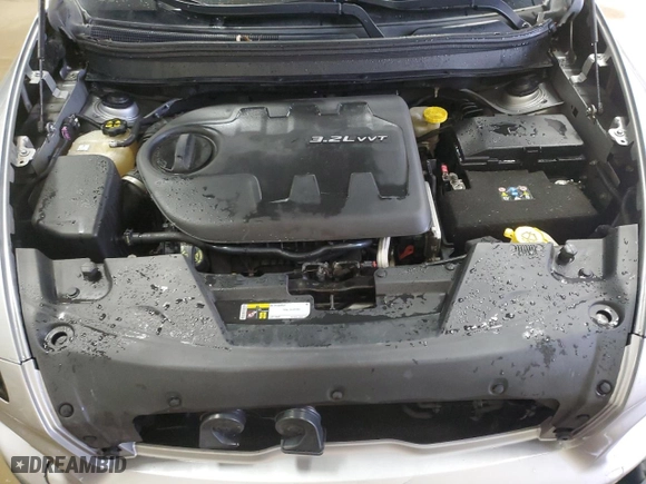 2014 Jeep Cherokee Limited with VIN 1C4PJMDS4EW132407, listed as a Copart auction lot 42205565 with 105,712 mi miles and Clean Title. Bid and sale history available at carsss.com. Image 12.