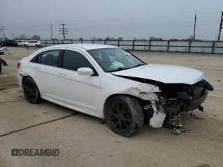 2014 Chrysler 200 Touring with VIN 1C3CCBBG2EN171356, listed as a Copart auction lot 87942875 with 168,139 mi miles and Salvage Title. Bid and sale history available at carsss.com. Image 4.