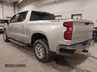 2020 Chevrolet Silverado 1500 LT with VIN 3GCUYDED8LG185492, listed as a IAAI auction lot 41226007 with 38,232 mi miles and . Bid and sale history available at DreamBid. Image 3.