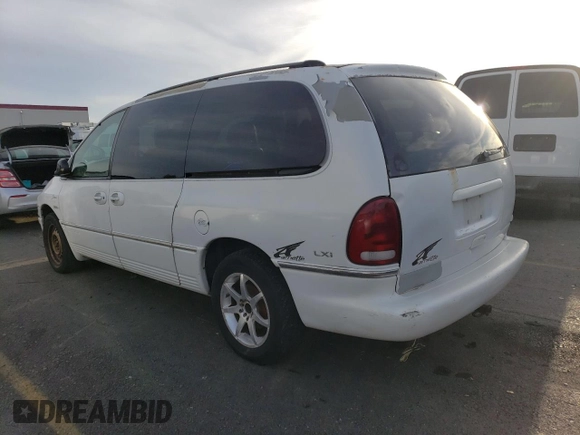 1996 Chrysler Town & Country LXi with VIN 1C4GP64L8TB423564, listed as a Copart auction lot 76068213 with 288,588 mi miles and Clean Title. Bid and sale history available at carsss.com. Image 2.