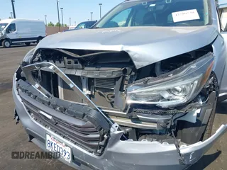 2019 Subaru Ascent Limited z VIN 4S4WMALD6K3461235, wystawiony jako IAAI lot #42710730 z przebiegiem 60 354 mil mil oraz . Historia ofert i sprzedaży dostępna na DreamBid. Obrazek 6.