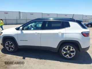 2018 Jeep Compass Limited z VIN 3C4NJCCB7JT410882, wystawiony jako IAAI lot #42536532 z przebiegiem 70 404 mil mil oraz . Historia ofert i sprzedaży dostępna na DreamBid. Obrazek 14.