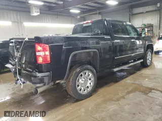 2019 GMC Sierra 2500HD Denali with VIN 1GT12SEY2KF219941, listed as a Copart auction lot 51613435 with 47,845 mi miles and Salvage Title. Bid and sale history available at carsss.com. Image 3.