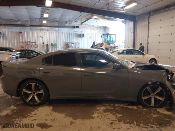 2017 Dodge Charger SE with VIN 2C3CDXBG0HH546619, listed as a IAAI auction lot 41617484 with 105,574 mi miles. Bid and sale history available at carsss.com. Image 14.