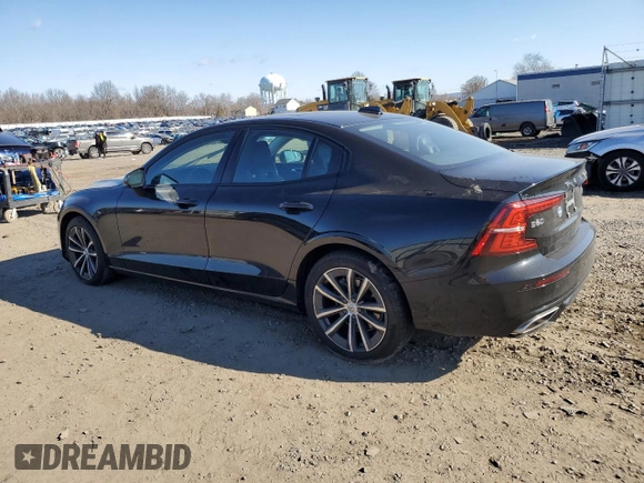 2022 Volvo S60 Momentum with VIN 7JRL12TZ7NG187205, listed as a Copart auction lot 46633665 with 15,477 mi miles and Salvage Title. Bid and sale history available at carsss.com. Image 2.