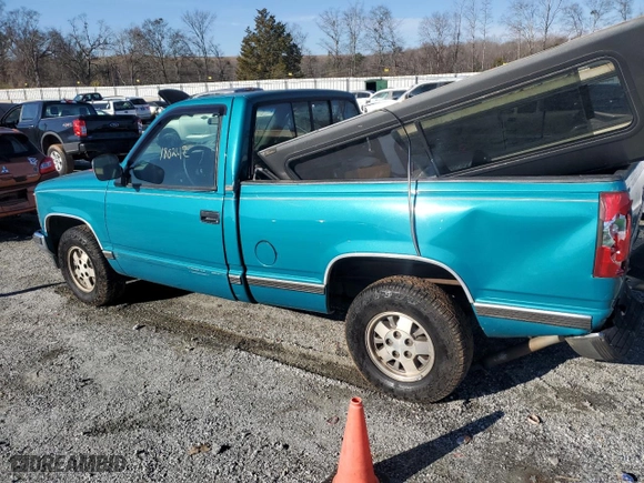 1993 Chevrolet C/K 1500 with VIN 1GCDC14K2PZ160171, listed as a Copart auction lot 87267624 with 180,242 mi miles and Salvage Title. Bid and sale history available at carsss.com. Image 2.