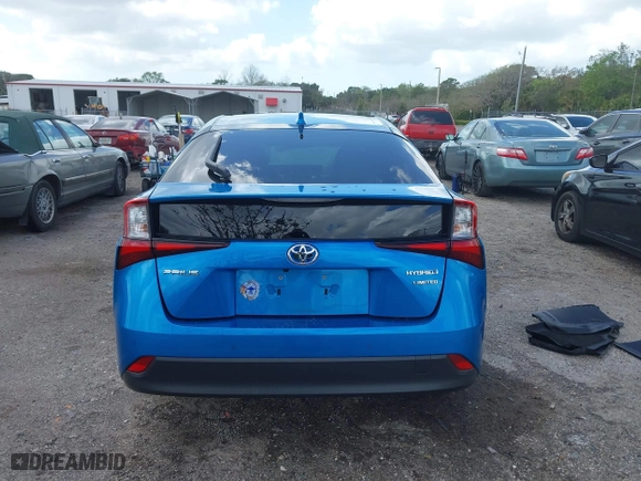 2022 Toyota Prius L Eco with VIN JTDKAMFU5N3165006, listed as a IAAI auction lot 41753470 with 33,567 mi miles. Bid and sale history available at carsss.com. Image 16.