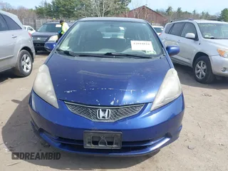2013 Honda Fit with VIN JHMGE8H36DC017403, listed as a IAAI auction lot 42044816 with 206,688 mi miles. Bid and sale history available at carsss.com. Image 12.