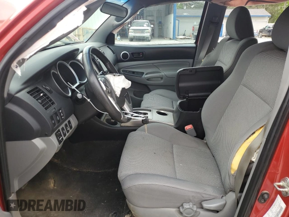 2015 Toyota Tacoma with VIN 3TMLU4ENXFM183250, listed as a Copart auction lot 52936125 with 132,703 mi miles and Salvage Title. Bid and sale history available at DreamBid. Image 7.