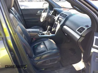 2015 Ford Explorer XLT with VIN 1FM5K8D8XFGA11517, listed as a IAAI auction lot 41723784 with 104,984 mi miles. Bid and sale history available at carsss.com. Image 5.