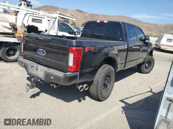 2019 Ford F-350 XL with VIN 1FT8W3BT0KED37509, listed as a Copart auction lot 60283655 with 122,571 mi miles and Salvage title. Bid and sale history available at DreamBid. Image 3.