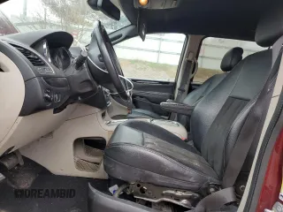 2019 Dodge Grand Caravan SXT with VIN 2C4RDGCG0KR579867, listed as a Copart auction lot 53170735 with 248,047 mi miles and Clean Title. Bid and sale history available at DreamBid. Image 7.