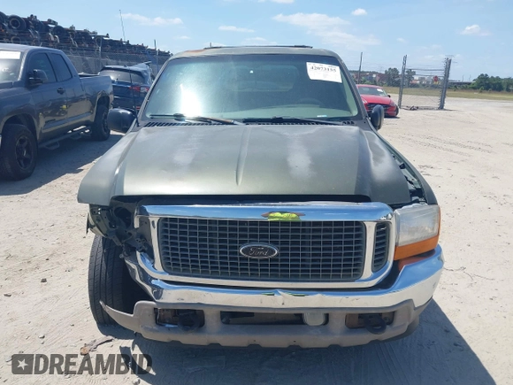 2001 Ford Excursion Limited z VIN 1FMNU42S71EA08659, wystawiony jako IAAI lot #42073155 z przebiegiem 393 805 mil mil oraz . Historia ofert i sprzedaży dostępna na DreamBid. Obrazek 12.
