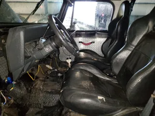 1994 Jeep Wrangler S with VIN 1J4FY19P9RP465044, listed as a Copart auction lot 84121254 with 174,801 mi miles and Clean Title. Bid and sale history available at carsss.com. Image 7.