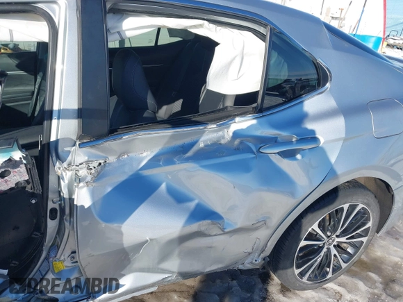 2020 Toyota Camry SE z VIN 4T1G11BK0LU016837, wystawiony jako IAAI lot #41313586 z przebiegiem Nie podano mil oraz . Historia ofert i sprzedaży dostępna na DreamBid. Obrazek 20.