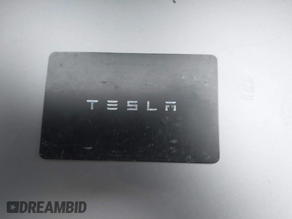 2023 Tesla Model Y Long Range z VIN 7SAYGDEEXPA181114, wystawiony jako IAAI lot #41564617 z przebiegiem 64 990 mil mil oraz . Historia ofert i sprzedaży dostępna na DreamBid. Obrazek 11.