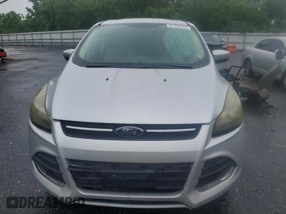 2013 Ford Escape SE with VIN 1FMCU9GX7DUB16914, listed as a Copart auction lot 61168145 with 135,291 mi miles and Clean title. Bid and sale history available at DreamBid. Image 5.