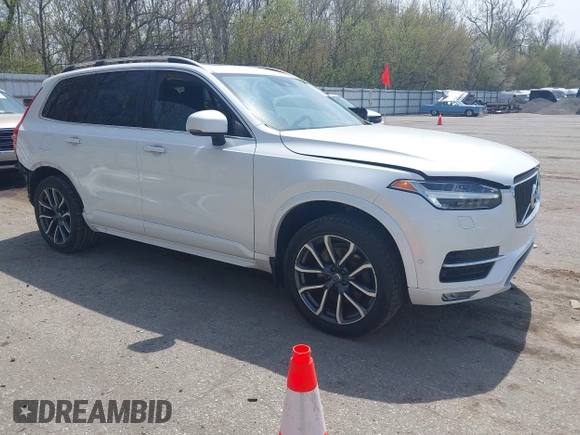 2016 Volvo XC90 T6 Momentum z VIN YV4A22PK1G1088978, wystawiony jako IAAI lot #42131256 z przebiegiem 96 710 mil mil oraz . Historia ofert i sprzedaży dostępna na DreamBid. Obrazek 1.