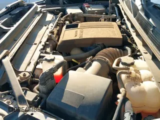 2022 GMC Sierra 1500 SLT with VIN 1GTU9DET5NZ210484, listed as a IAAI auction lot 42668433 with 140,078 mi miles and . Bid and sale history available at DreamBid. Image 19.