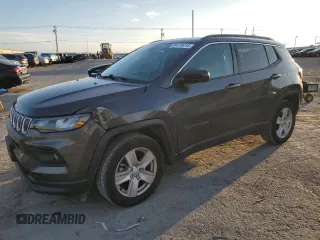 2022 Jeep Compass Altitude with VIN 3C4NJCBB4NT120932, listed as a Copart auction lot 84418414 with 52,443 mi miles and Salvage title. Bid and sale history available at DreamBid. Image 1.