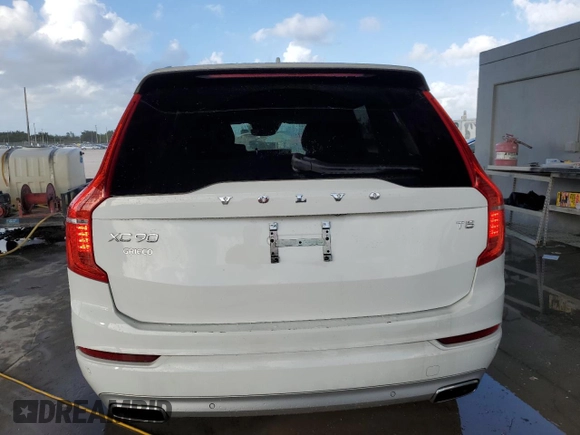 2020 Volvo XC90 Momentum with VIN YV4102CK7L1543516, listed as a Copart auction lot 78391144 with 61,205 mi miles and Salvage Title. Bid and sale history available at carsss.com. Image 6.
