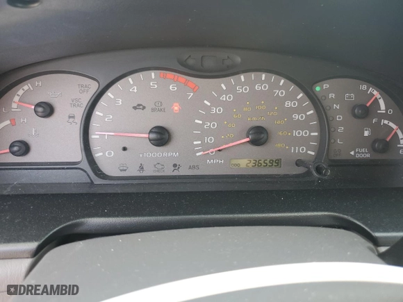 2004 Toyota Sequoia SR5 with VIN 5TDZT34A64S222872, listed as a Copart auction lot 50232445 with 236,599 mi miles and Salvage Title. Bid and sale history available at carsss.com. Image 9.