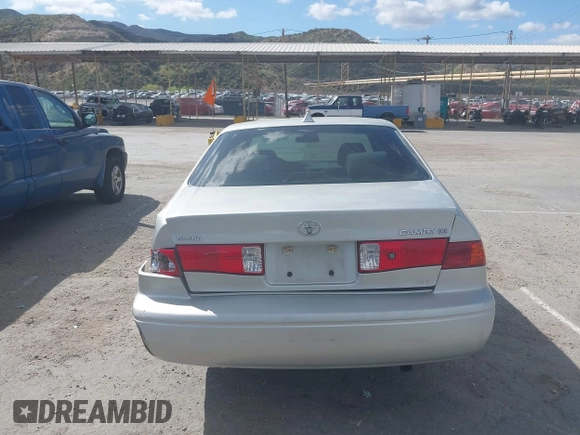 2000 Toyota Camry CE with VIN 4T1BG22K9YU701196, listed as a IAAI auction lot 41912529 with 208,026 mi miles. Bid and sale history available at carsss.com. Image 16.