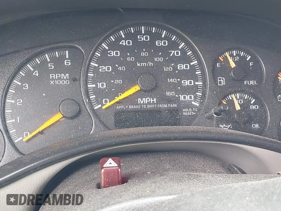 2000 Chevrolet Silverado 1500 LS with VIN 2GCEC19T5Y1195836, listed as a IAAI auction lot 42050991 with 1 mi miles. Bid and sale history available at carsss.com. Image 14.