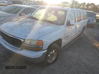 2005 GMC Yukon XL SLT with VIN 1GKEC16Z75J100207, listed as a IAAI auction lot 41460370 with 1 mi miles. Bid and sale history available at carsss.com. Image 2.
