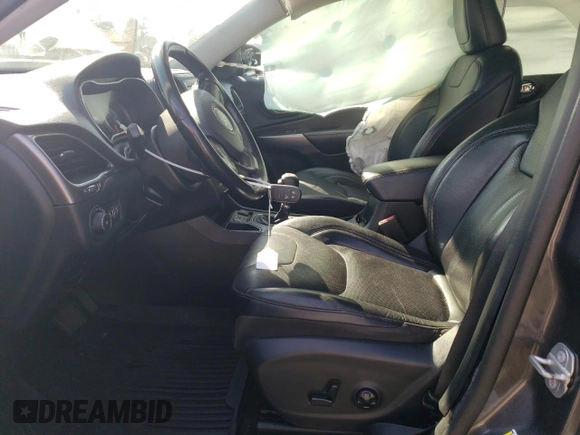 2020 Jeep Cherokee Lux z VIN 1C4PJLLX2LD634252, wystawiony jako Copart lot #67350043 z przebiegiem 78 292 mil mil oraz . Historia ofert i sprzedaży dostępna na DreamBid. Obrazek 7.