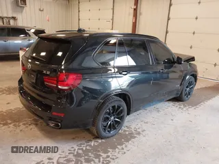 2018 BMW X5 xDrive35i z VIN 5UXKR0C5XJL075843, wystawiony jako IAAI lot #42146417 z przebiegiem 103 121 mil mil oraz . Historia ofert i sprzedaży dostępna na DreamBid. Obrazek 4.