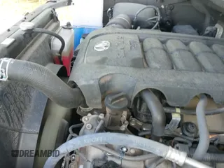 2019 Toyota Tundra SR с VIN 5TFUY5F10KX869666, выставлен на аукционе IAAI как лот 42365641 с пробегом 28 120 миль миль и . История ставок и продаж доступна на DreamBid. Изображение 19.