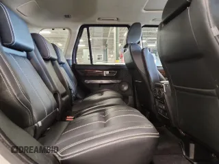 2010 Land Rover Range Rover Sport HSE Lux with VIN SALSK2D41AA250220, listed as a Copart auction lot 65560605 with 106,608 mi miles and Salvage title. Bid and sale history available at DreamBid. Image 11.
