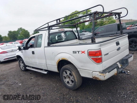 2010 Ford F-150 XL z VIN 1FTEX1CW4AFC14348, wystawiony jako IAAI lot #42381042 z przebiegiem Nie podano mil oraz . Historia ofert i sprzedaży dostępna na DreamBid. Obrazek 3.