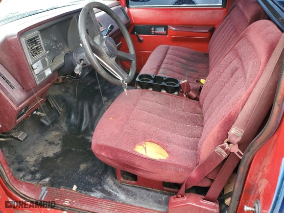 1994 Chevrolet C/K 1500 with VIN 1GCEC14Z2RZ238856, listed as a Copart auction lot 44983565 with 276,433 mi miles and Non Repairable. Bid and sale history available at carsss.com. Image 7.