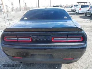 2020 Dodge Challenger GT with VIN 2C3CDZJG0LH159512, listed as a IAAI auction lot 41482999 with 131,520 mi miles. Bid and sale history available at carsss.com. Image 17.