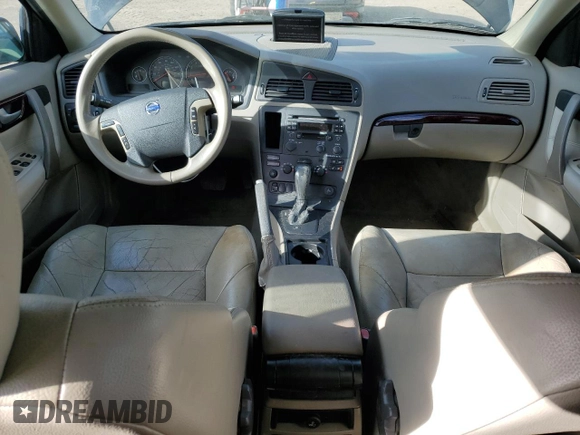2004 Volvo V70 with VIN YV1SW59V842395259, listed as a Copart auction lot 52301795 with 213,776 mi miles and Salvage Title. Bid and sale history available at carsss.com. Image 8.