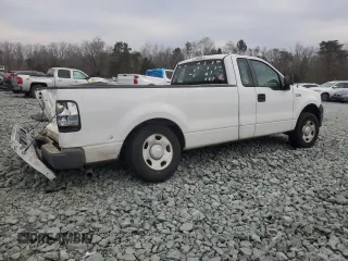2008 Ford F-150 XL with VIN 1FTRF12258KE43920, listed as a Copart auction lot 46940245 with 152,446 mi miles and Salvage Title. Bid and sale history available at carsss.com. Image 3.