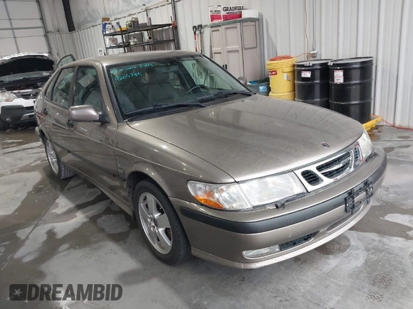 2002 Saab 9-3 z VIN YS3DF55K122017784, wystawiony jako IAAI lot #42057341 z przebiegiem 167 726 mil mil oraz . Historia ofert i sprzedaży dostępna na DreamBid. Obrazek 1.
