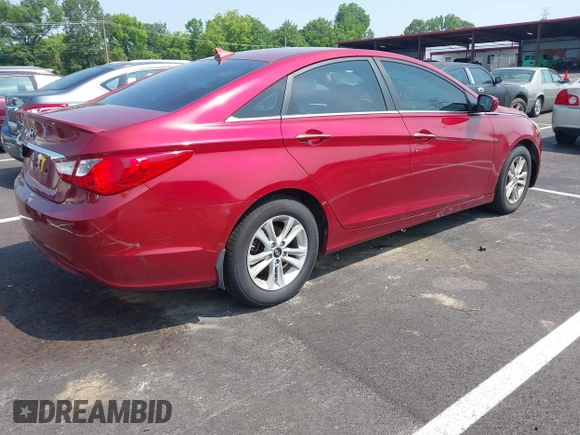 2013 Hyundai Sonata GLS z VIN 5NPEB4AC7DH798019, wystawiony jako IAAI lot #42456870 z przebiegiem 88 583 mil mil oraz . Historia ofert i sprzedaży dostępna na DreamBid. Obrazek 4.