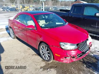 2013 Volkswagen Eos Sport с VIN WVWBW8AH7DV007580, выставлен на аукционе IAAI как лот 41392661 с пробегом 119 805 миль миль и . История ставок и продаж доступна на DreamBid. Изображение 1.