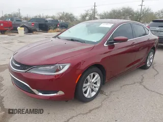 2015 Chrysler 200 Limited z VIN 1C3CCCAB6FN727715, wystawiony jako IAAI lot #41793423 z przebiegiem 146 503 mil mil oraz . Historia ofert i sprzedaży dostępna na DreamBid. Obrazek 18.