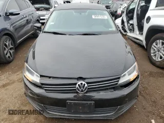 2013 Volkswagen Jetta SE with VIN 3VWDX7AJ9DM376872, listed as a Copart auction lot 50991535 with 138,466 mi miles and Salvage title. Bid and sale history available at DreamBid. Image 5.