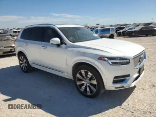 2021 Volvo XC90 Inscription with VIN YV4A22PLXM1702592, listed as a Copart auction lot 46461975 with 42,454 mi miles and Salvage Title. Bid and sale history available at carsss.com. Image 4.