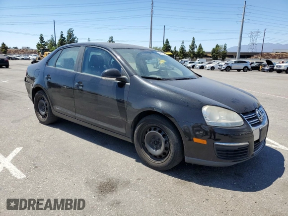2008 Volkswagen Jetta Sedan S with VIN 3VWJZ71K28M015348, listed as a Copart auction lot 68315394 with 114,837 mi miles and Salvage Title. Bid and sale history available at carsss.com. Image 4.